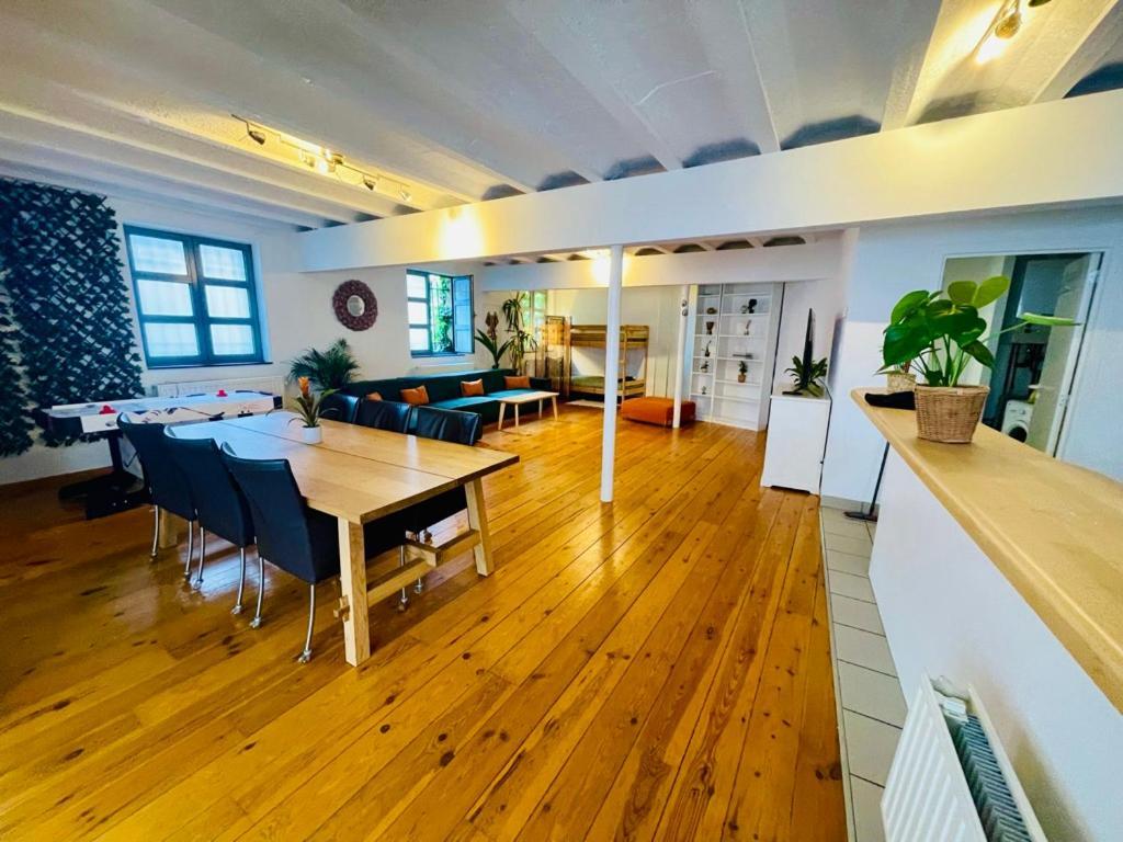 Down Town Oasis-Spacious Loft With Private Parking Bruxelles Eksteriør billede